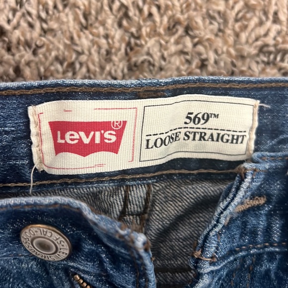 Straight Leg Low Rise Levi’s - Picture 2 of 4